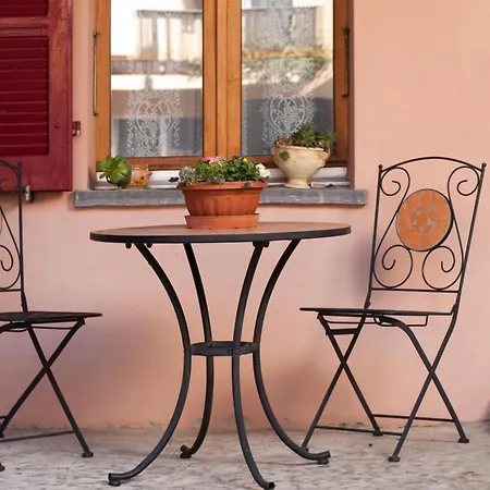 Bed & Breakfast Charming And Osteria La Crisalide Meride