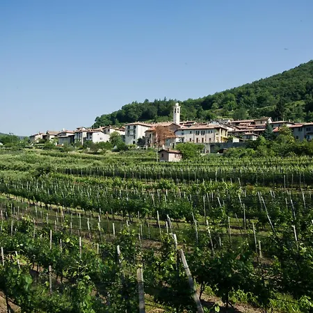Charming And Osteria La Crisalide