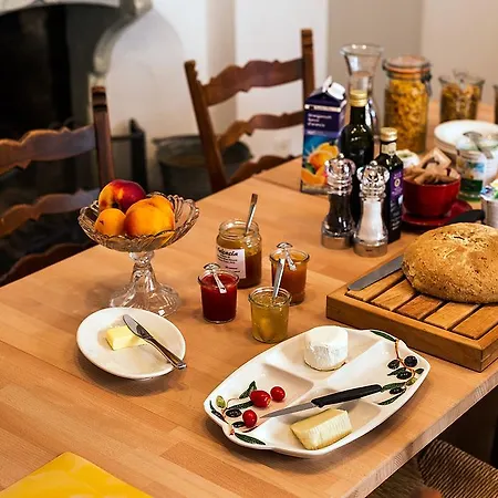 Charming B&b&osteria La Crisalide Bed & Breakfast 3*